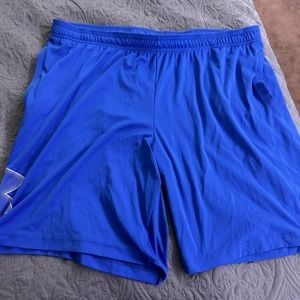 Blue Under Armour shorts for men - XXL